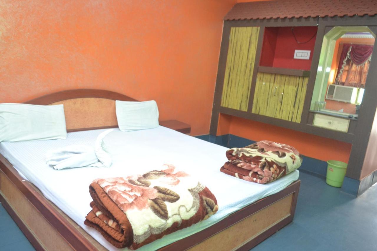 Hotel Golden Palace Kendrapara Exterior photo